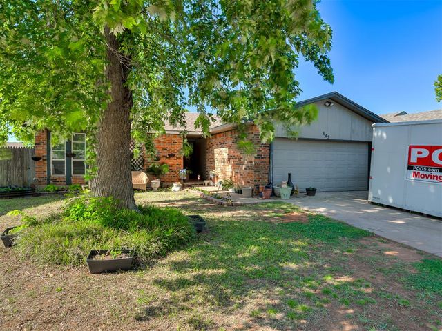 642 W Linden Drive, Mustang, OK 73064