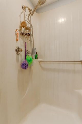 642 W Linden Drive, Mustang, OK 73064