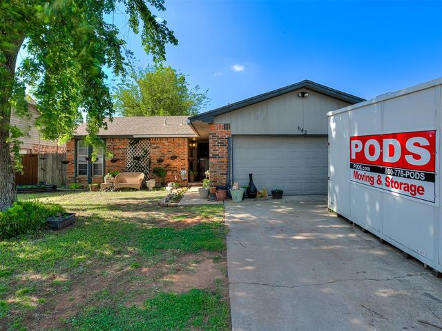 642 W Linden Drive, Mustang, OK 73064