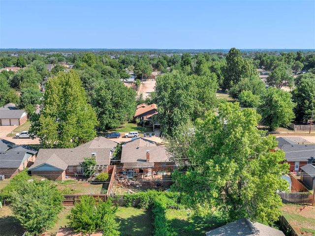 642 W Linden Drive, Mustang, OK 73064