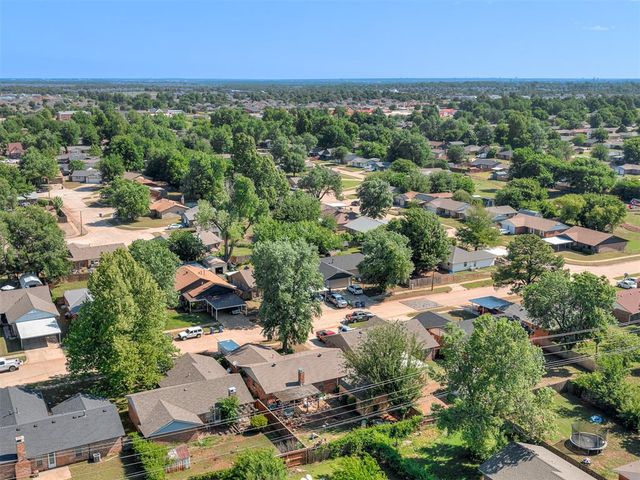 642 W Linden Drive, Mustang, OK 73064