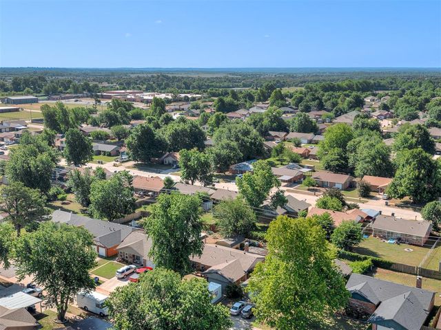 642 W Linden Drive, Mustang, OK 73064