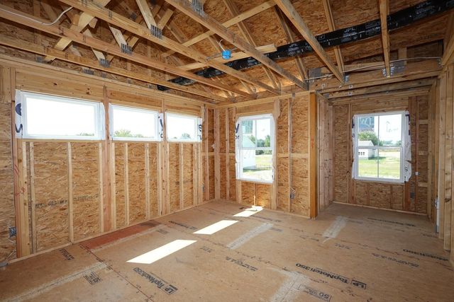 609 Alicia Kelton Drive, Delaware, OH 43015