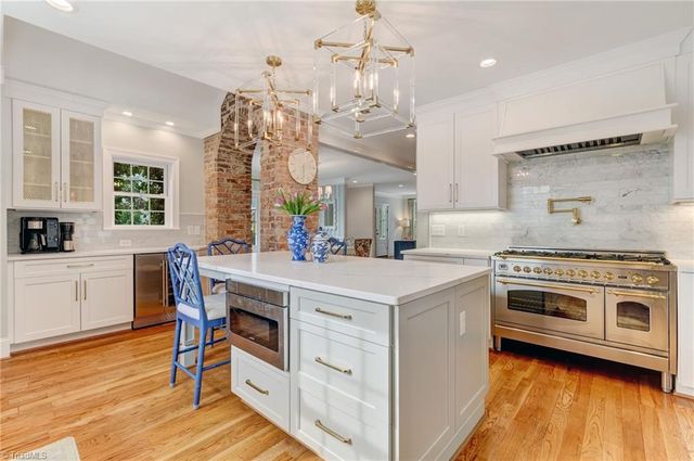 210 Country Club Drive, Greensboro, NC 27408