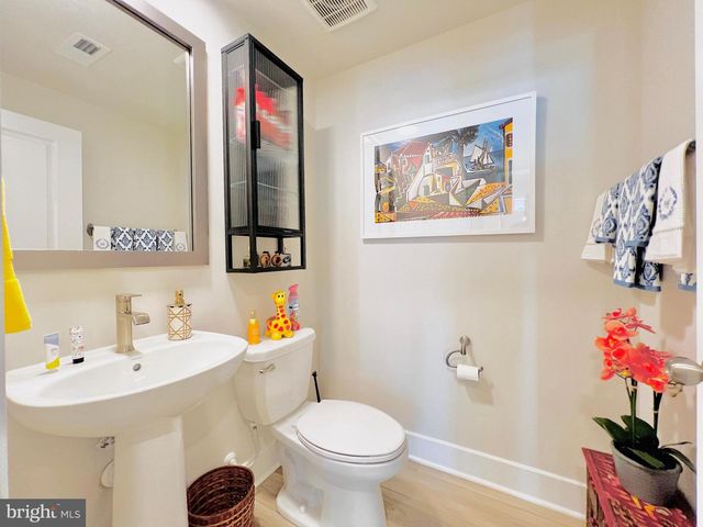 3908 GLACIER BAY PL, White Plains, MD 20695