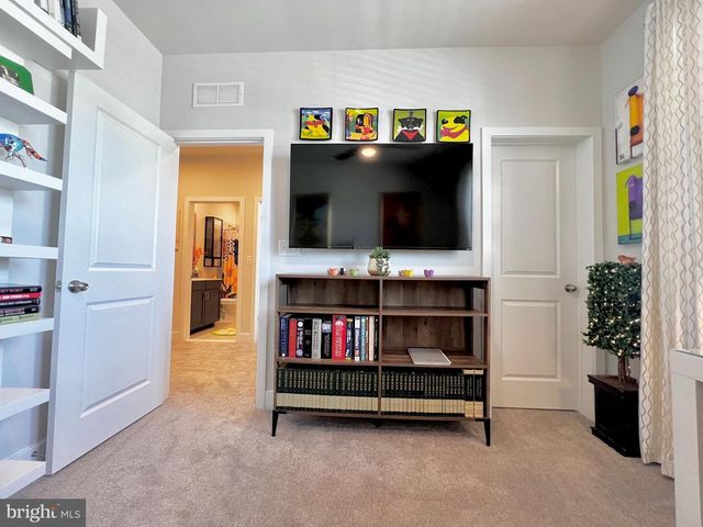 3908 GLACIER BAY PL, White Plains, MD 20695