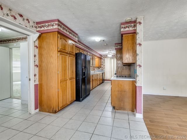 229 N Choctaw Court, Claremore, OK 74017