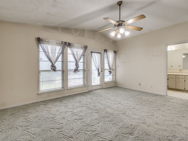 229 N Choctaw Court, Claremore, OK 74017