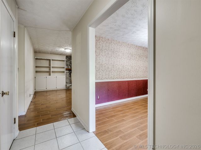229 N Choctaw Court, Claremore, OK 74017