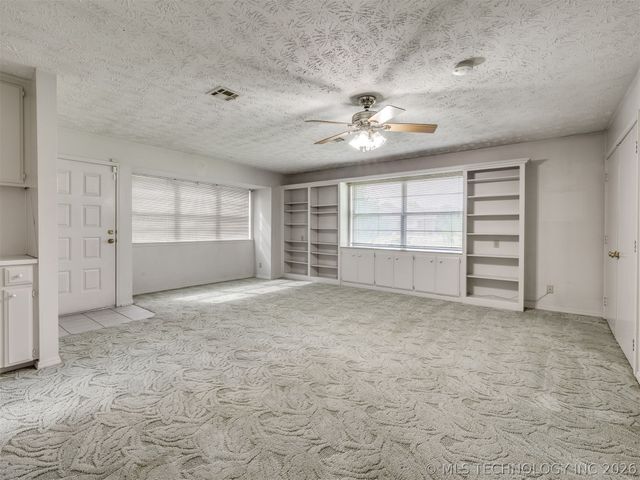 229 N Choctaw Court, Claremore, OK 74017