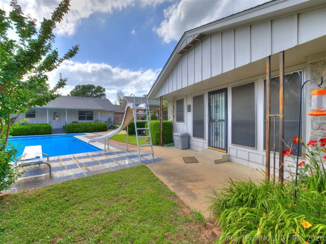 229 N Choctaw Court, Claremore, OK 74017