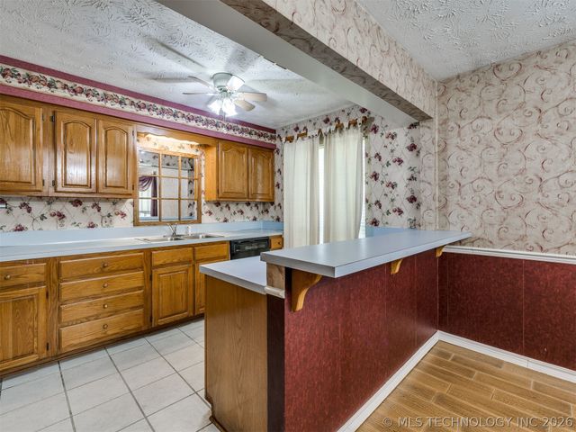 229 N Choctaw Court, Claremore, OK 74017