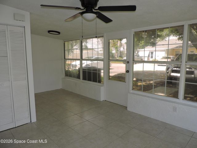 8520 Highway 1 C10, Micco, FL 32976