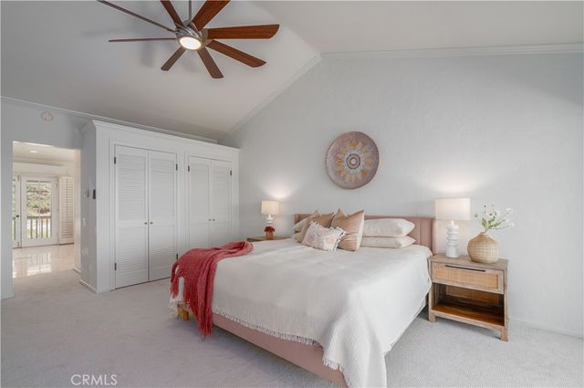 444 Meadowview Drive, La Canada Flintridge, CA 91011