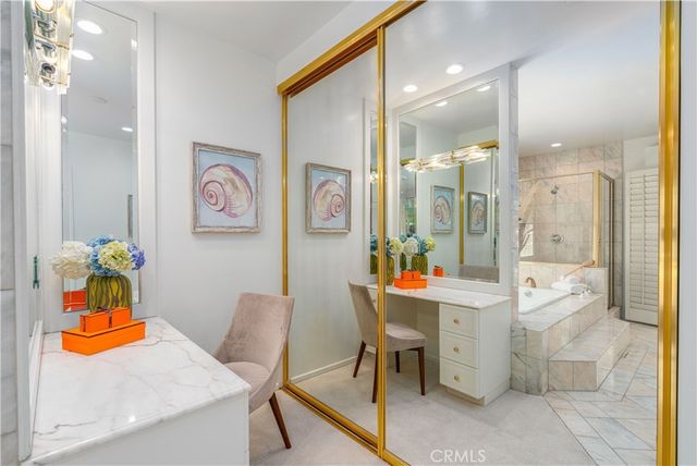 444 Meadowview Drive, La Canada Flintridge, CA 91011