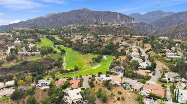 444 Meadowview Drive, La Canada Flintridge, CA 91011