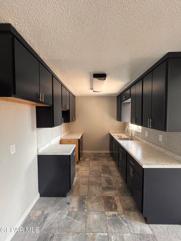 2325 KEN VENTURI LN Lane, El Paso, TX 79936