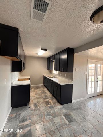 2325 KEN VENTURI LN Lane, El Paso, TX 79936