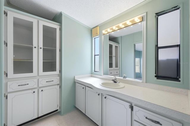 8420 IMPERIAL CIRCLE, Palmetto, FL 34221