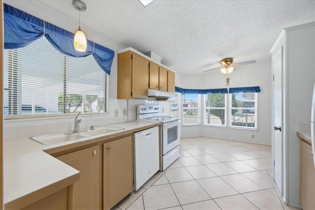 8420 IMPERIAL CIRCLE, Palmetto, FL 34221