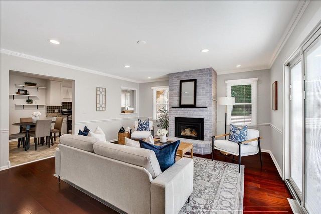 2511 N 91st Street, Wauwatosa, WI 53226