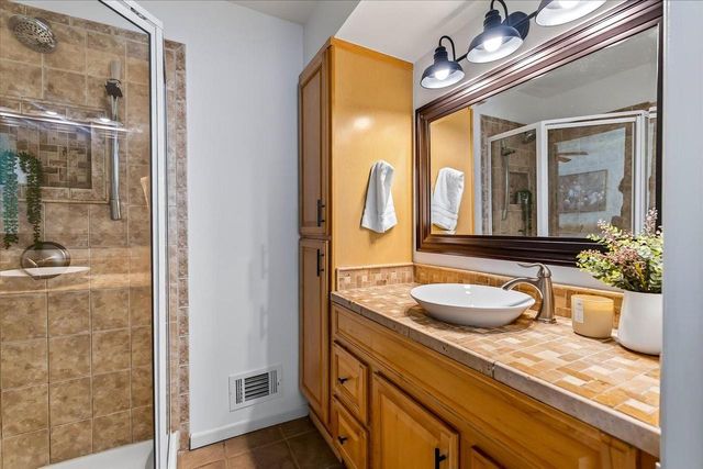 2511 N 91st Street, Wauwatosa, WI 53226