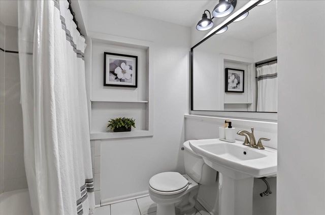 2511 N 91st Street, Wauwatosa, WI 53226