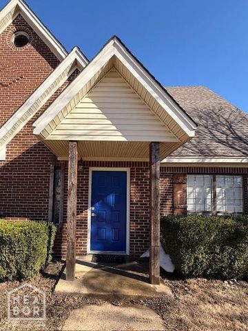 1308 Golf Course Drive, Jonesboro, AR 72404