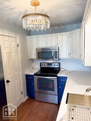 1308 Golf Course Drive, Jonesboro, AR 72404