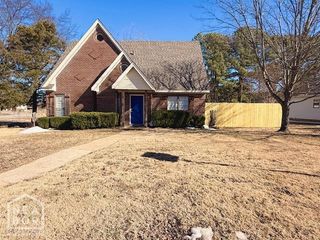 1308 Golf Course Drive, Jonesboro, AR 72404