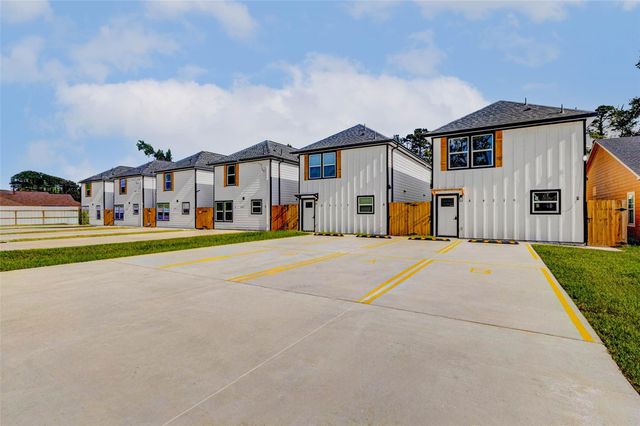 8218 Bigwood Street A, Houston, TX 77078