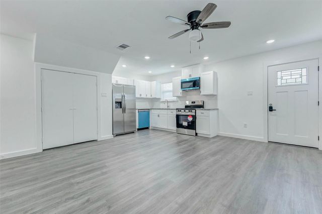 8218 Bigwood Street A, Houston, TX 77078