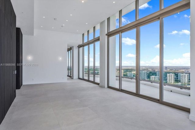 17901 Collins Avenue PH01, Sunny Isles Beach, FL 33160