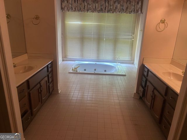 3719 Fairburn Road, South Fulton, GA 30331