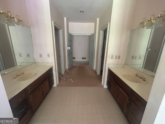 3719 Fairburn Road, South Fulton, GA 30331