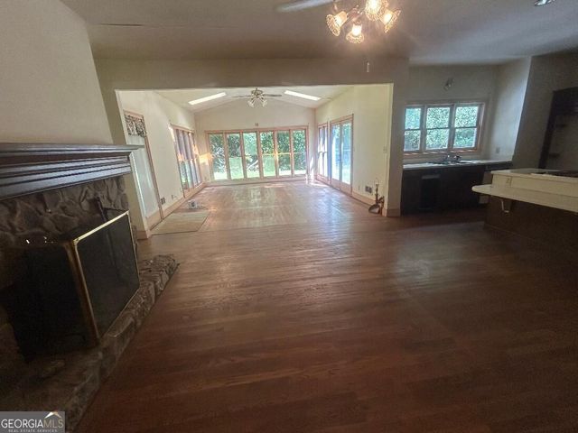 3719 Fairburn Road, South Fulton, GA 30331