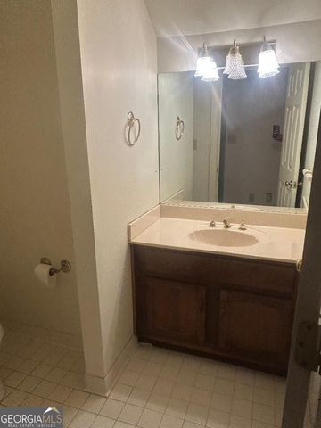 3719 Fairburn Road, South Fulton, GA 30331
