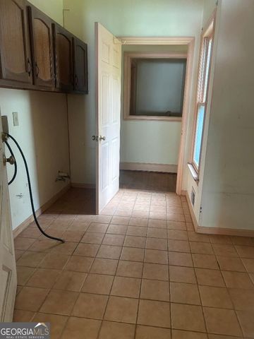 3719 Fairburn Road, South Fulton, GA 30331