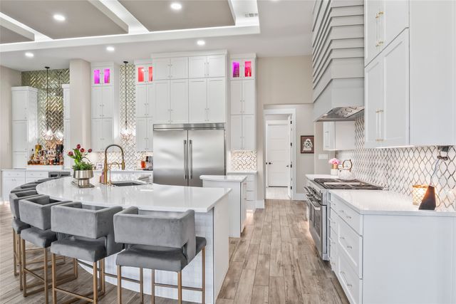 1889 Creekview Court, Argyle, TX 76226