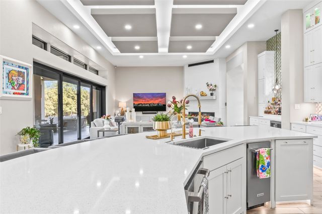 1889 Creekview Court, Argyle, TX 76226