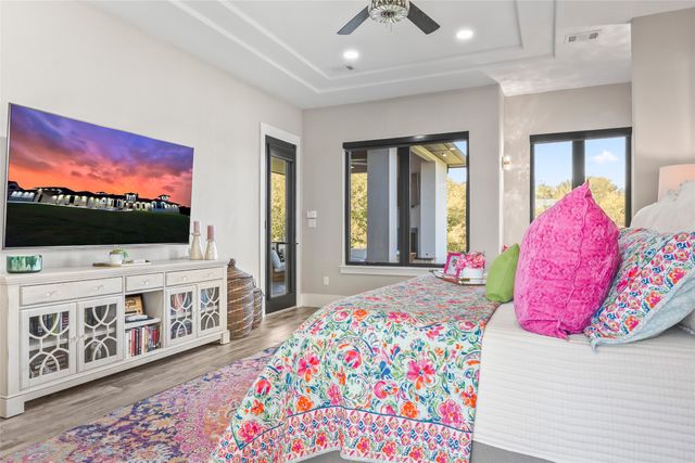 1889 Creekview Court, Argyle, TX 76226