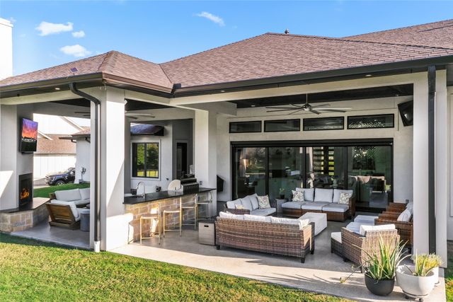 1889 Creekview Court, Argyle, TX 76226