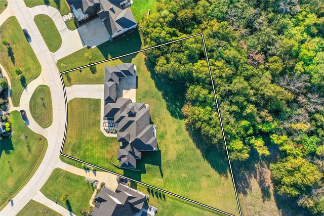 1889 Creekview Court, Argyle, TX 76226