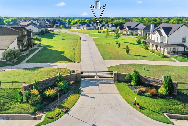 1889 Creekview Court, Argyle, TX 76226