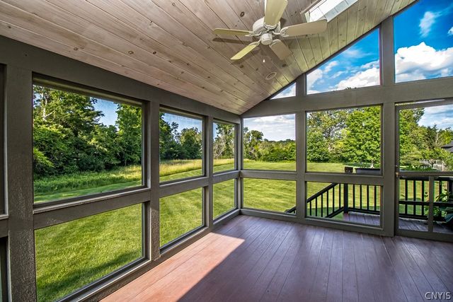 18 Old Farm Lane, Cazenovia, NY 13035