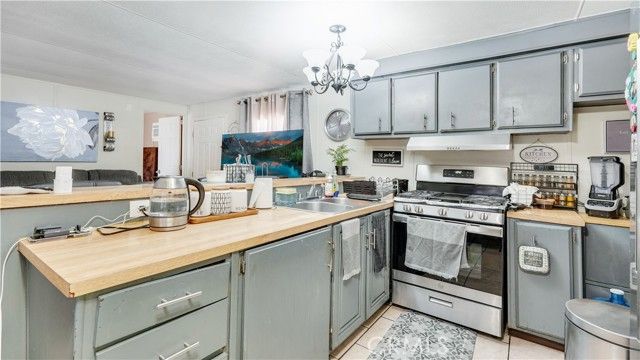 6154 Mission 33, Riverside, CA 92509