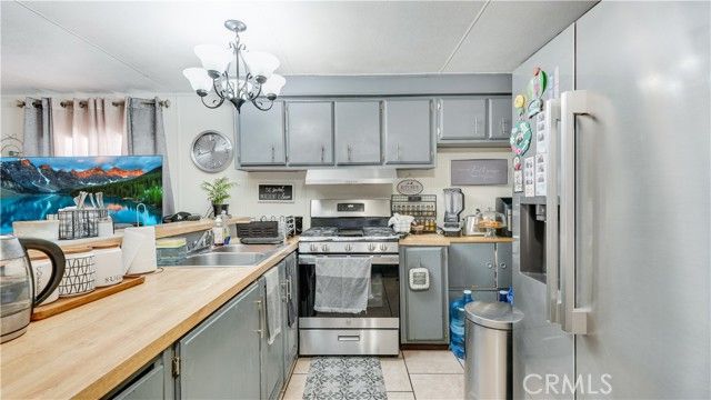 6154 Mission 33, Riverside, CA 92509