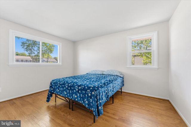 14707 BRADDOCK RD, Centreville, VA 20120