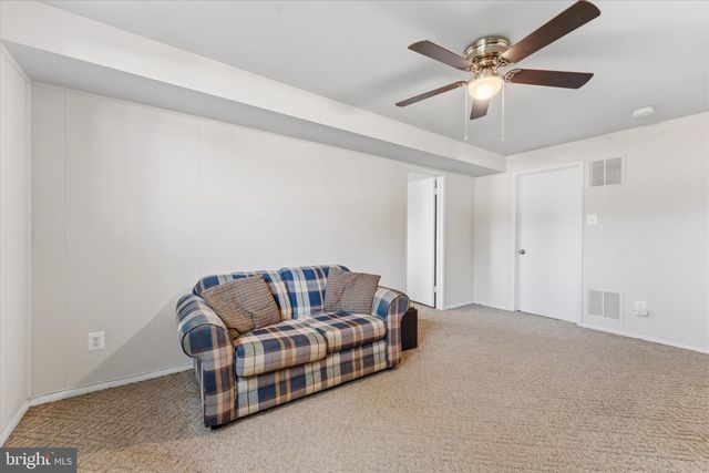 14707 BRADDOCK RD, Centreville, VA 20120