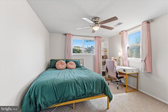 14707 BRADDOCK RD, Centreville, VA 20120